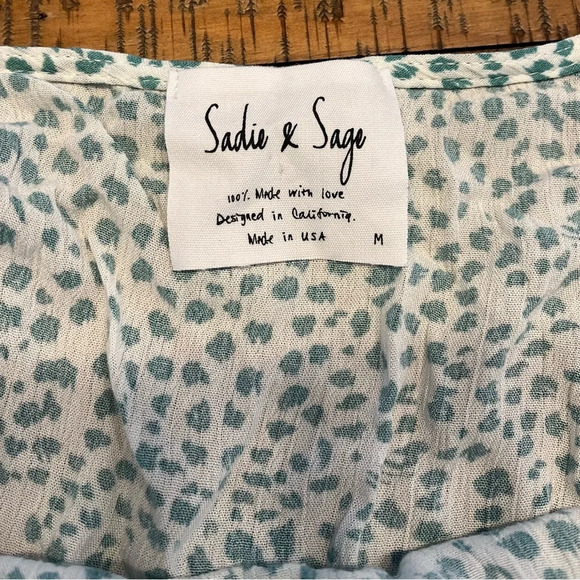 Sadie & Sage Cropped Ruffle Tank size Medium - Picture 2 of 2